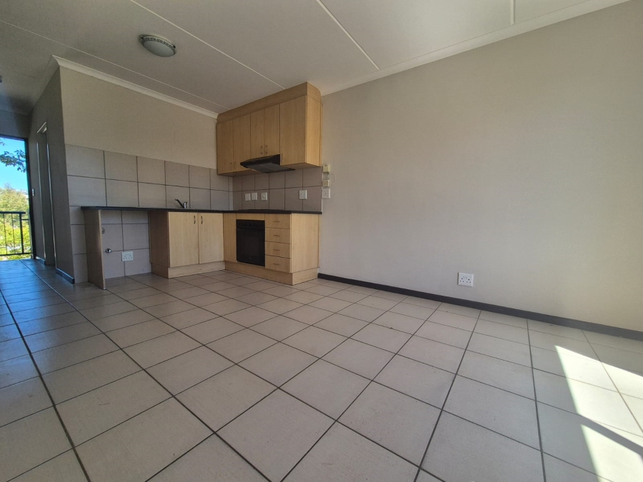 To Let 2 Bedroom Property for Rent in Buh Rein Estate Western Cape